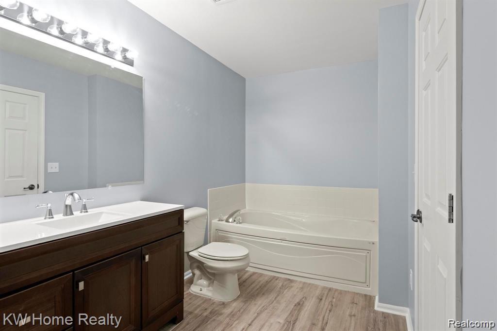 7637 Woodward Avenue, Detroit, MI 48202 — Photo 12