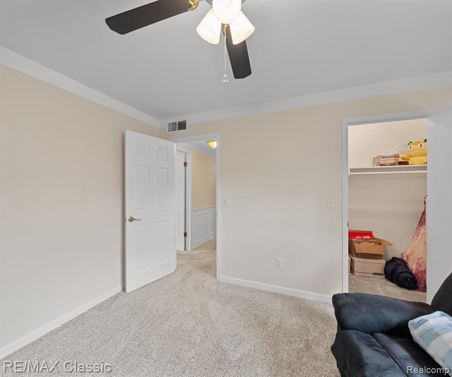 45597 HOLMES Drive, Canton, MI 48187 — Photo 43