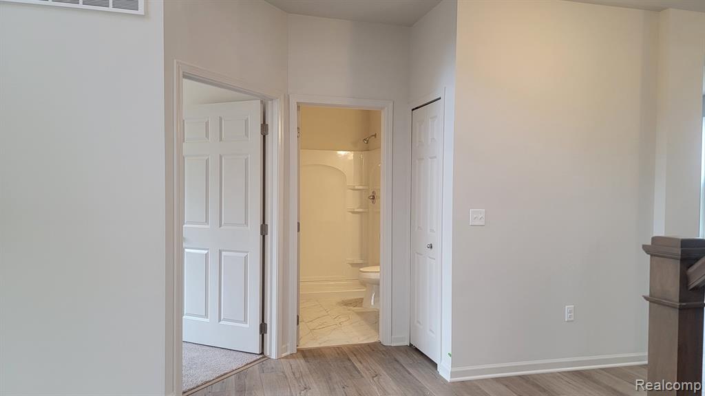 26729 INTERNATIONAL Drive, South Lyon, MI 48178 — Photo 13