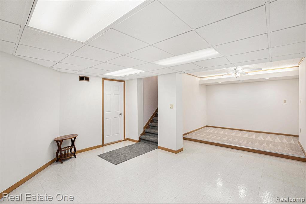 5208 Crowfoot Drive, Troy, MI 48085 — Photo 21