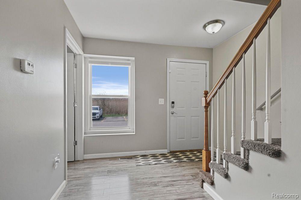50756 WOODBURY Drive, New Baltimore, MI 48047 — Photo 3