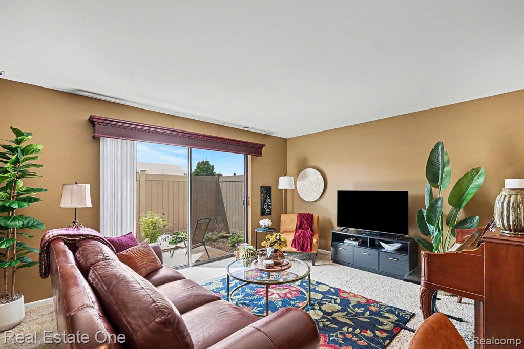50514 Bay Run N, New Baltimore, MI 48047 — Photo 4