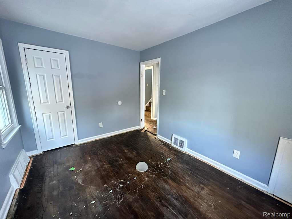 8685 Vaughan Street, Detroit, MI 48228 — Photo 5