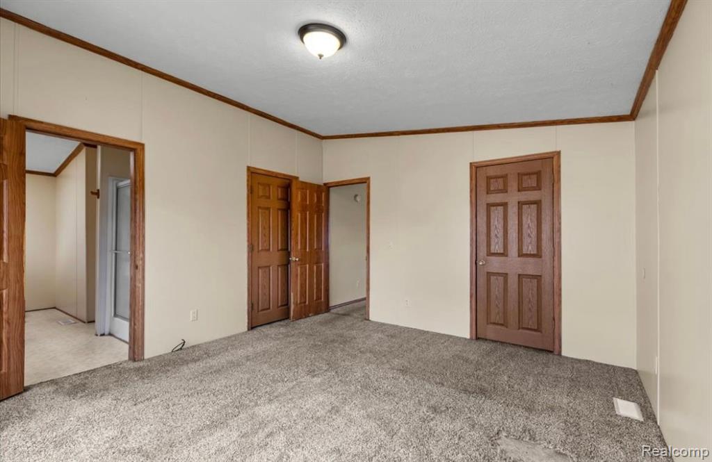 45288 Burgundy Drive, Macomb, MI 48044 — Photo 11