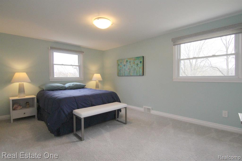 6749 ALDERLEY Way, West Bloomfield, MI — Photo 18