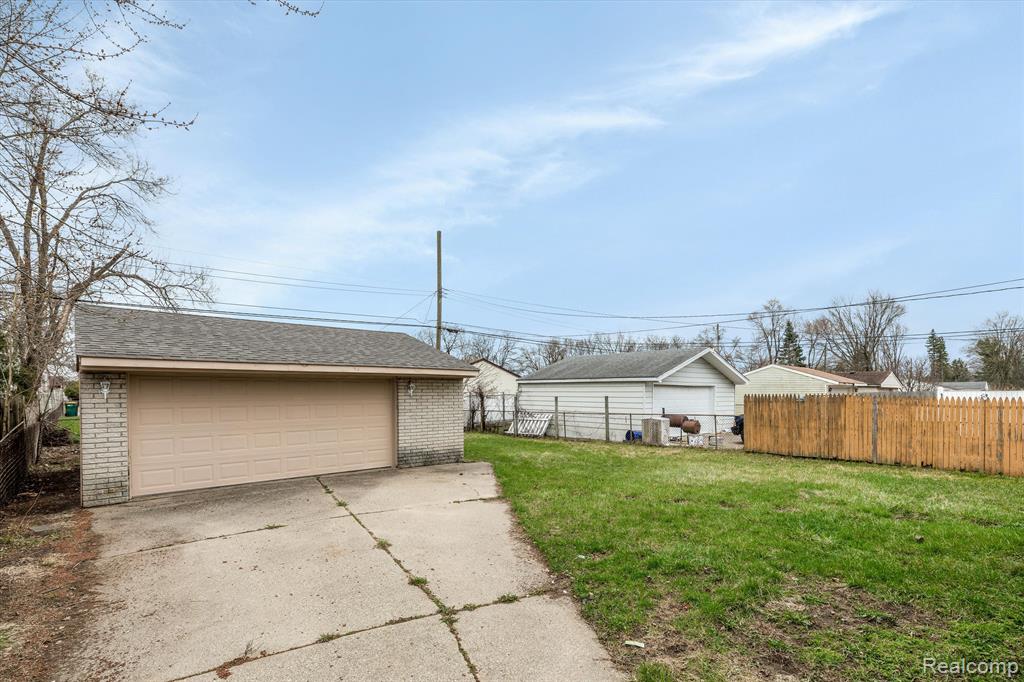 9257 WASHINGTON Street, Romulus, MI 48174 — Photo 25