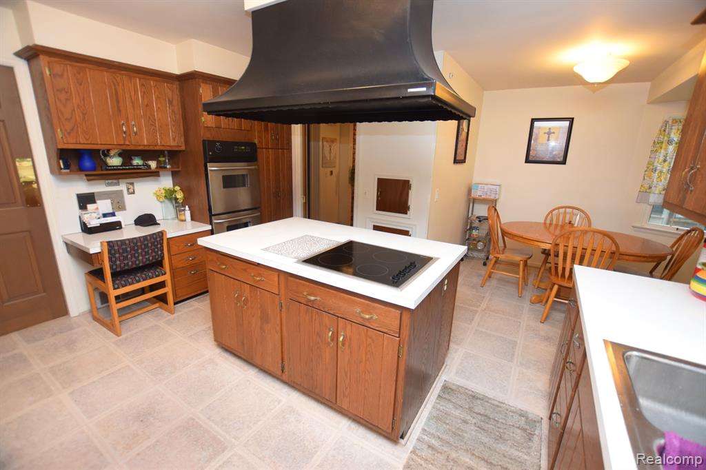 6196 SIERRA Pass, Flint, MI 48532 — Photo 11