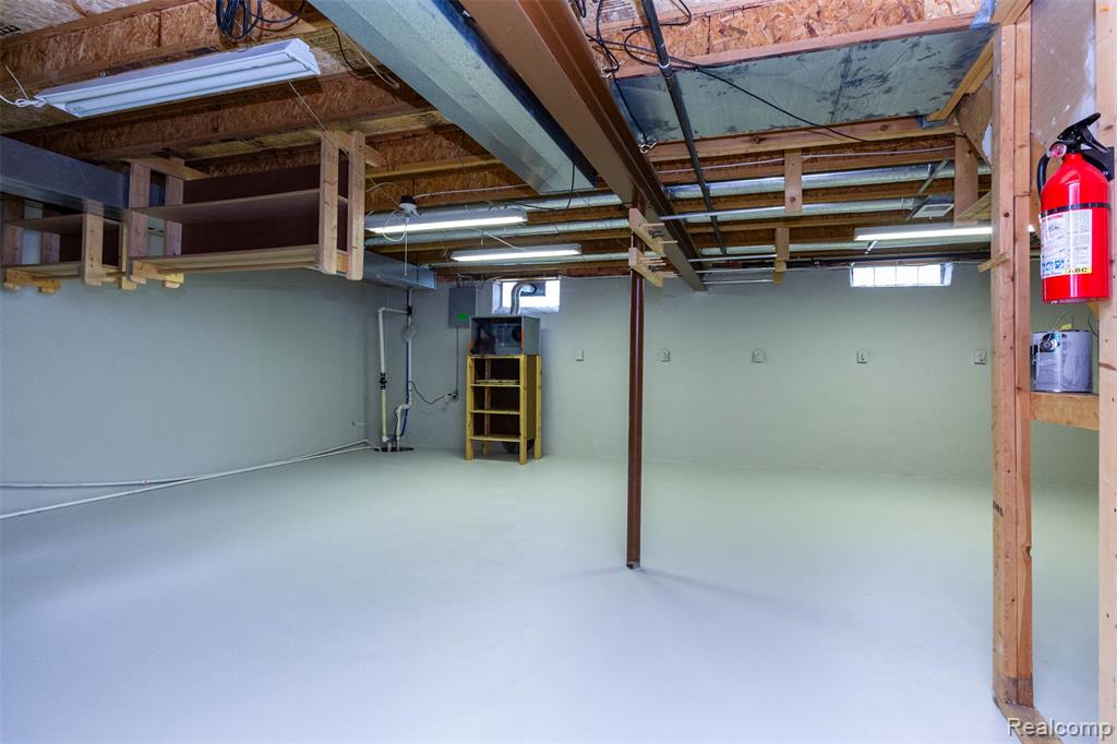 53395 Andrew Circle, New Baltimore, MI 48047 — Photo 31