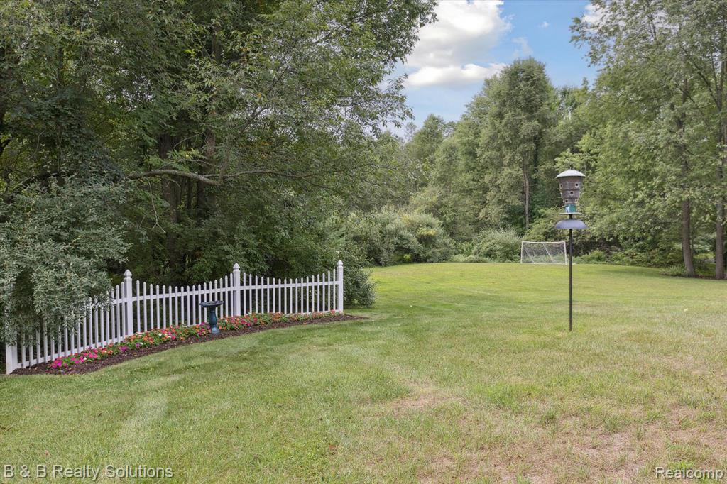 5782 Deer Meadow Trail, North Branch, MI 48461 — Photo 63