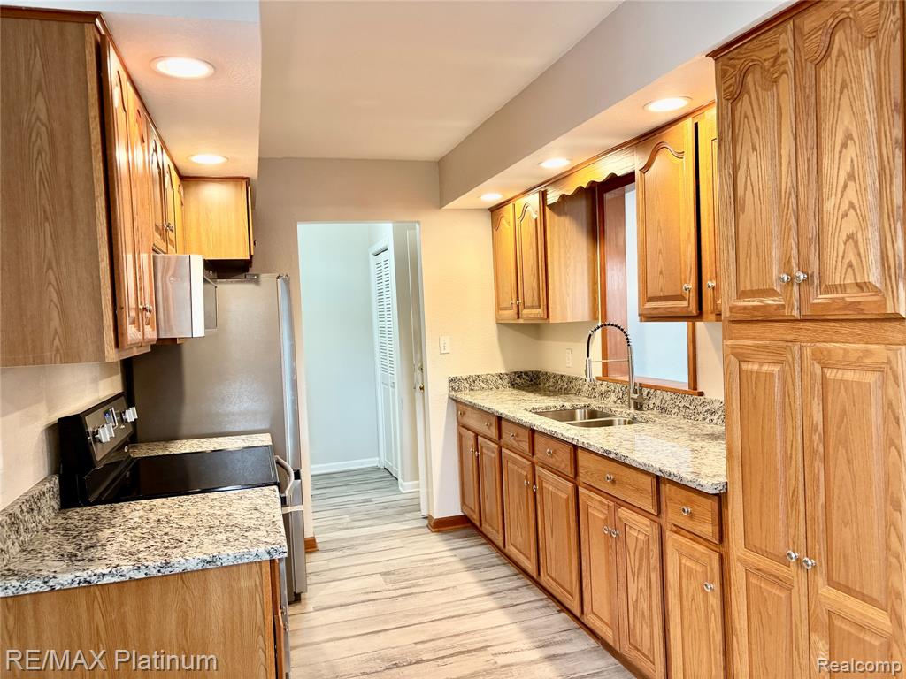 971 Strawberry Street, Dundee, MI 48131 — Photo 7