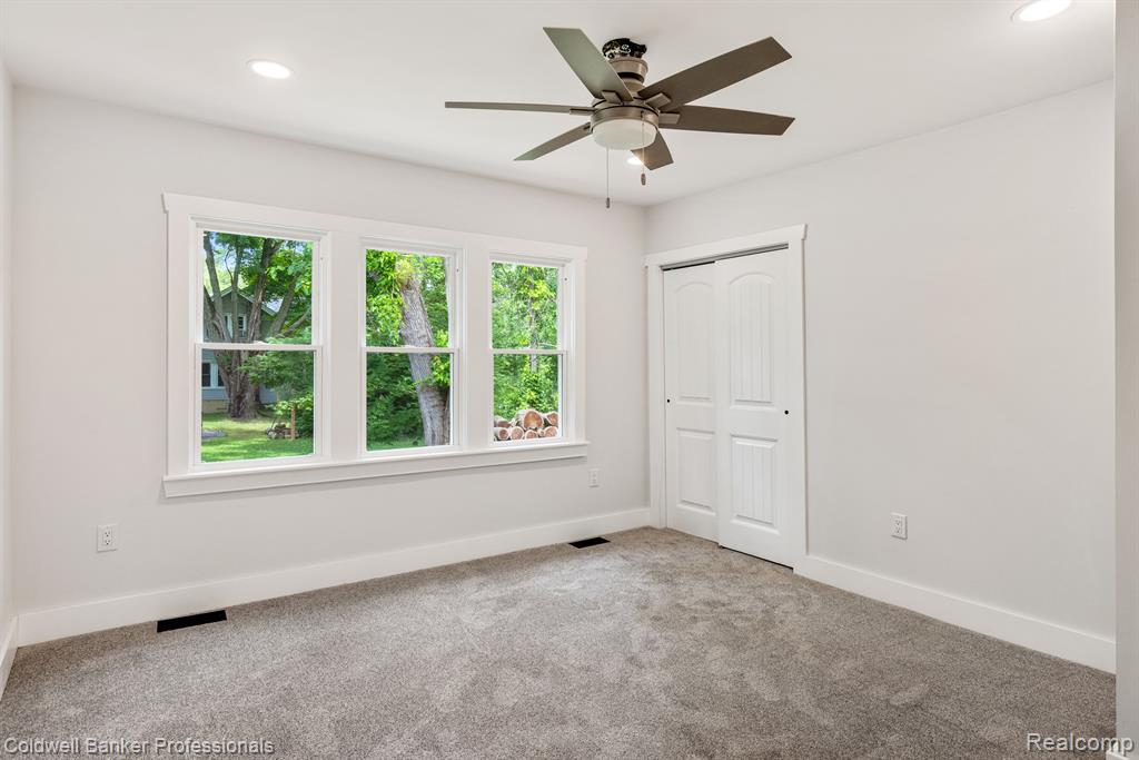 4021 N DUCK LAKE Road, Highland, MI 48356 — Photo 11