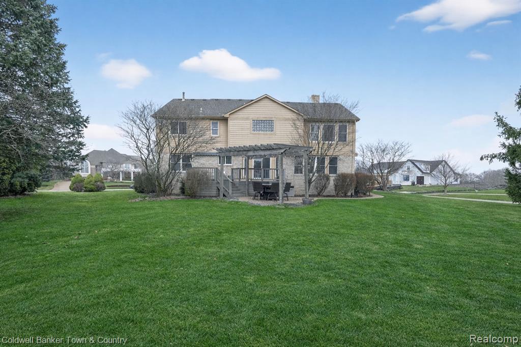 480 NAIRN Circle, Highland, MI — Photo 56