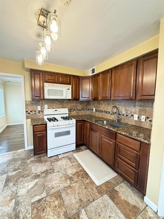 6868 Norborne Avenue, Dearborn Heights, MI 48127 — Photo 17