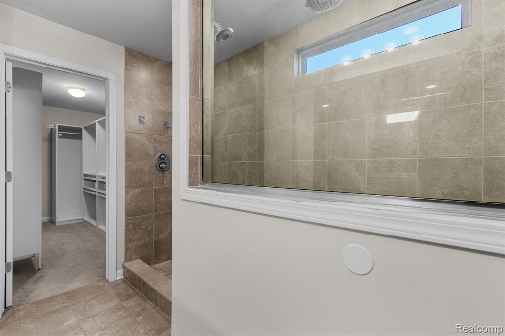 57570 Village Drive, New Hudson, MI 48165 — Photo 32