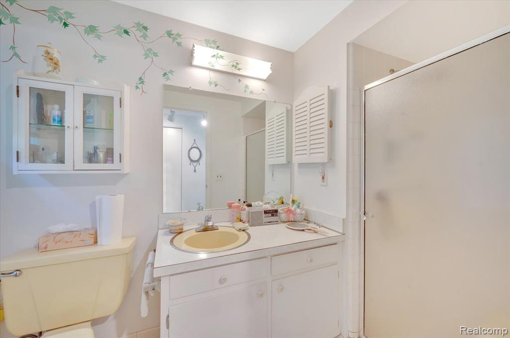 5116 Mohr Valley Lane, Bloomfield Hills, MI 48304 — Photo 18