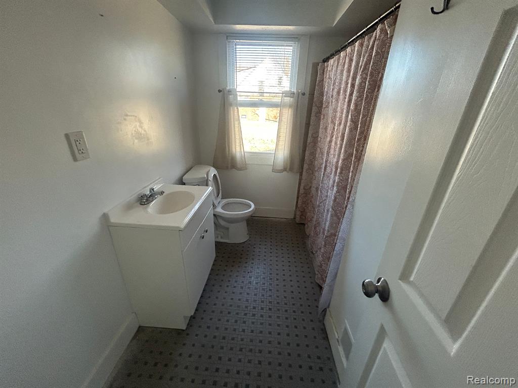 5258 NEWPORT Street, Detroit, MI 48213 — Photo 33