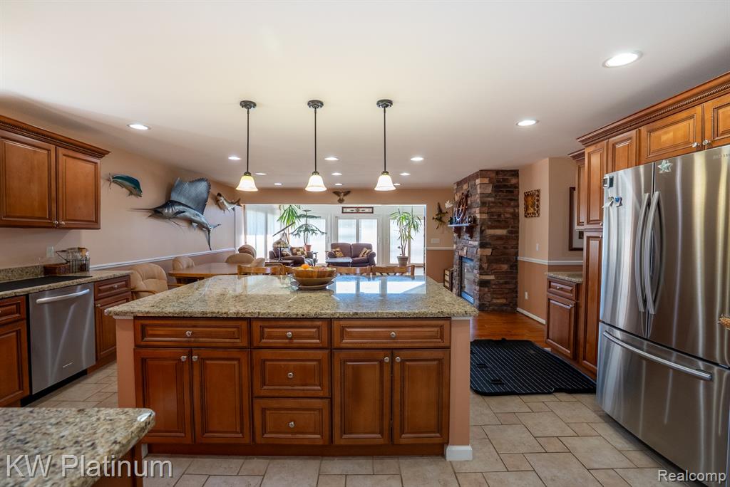 48218 Harbor Drive, Chesterfield, MI 48047 — Photo 35