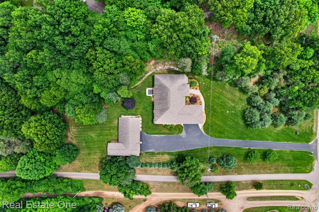 1161 Oakwood Road, Ortonville, MI 48462 — Photo 11