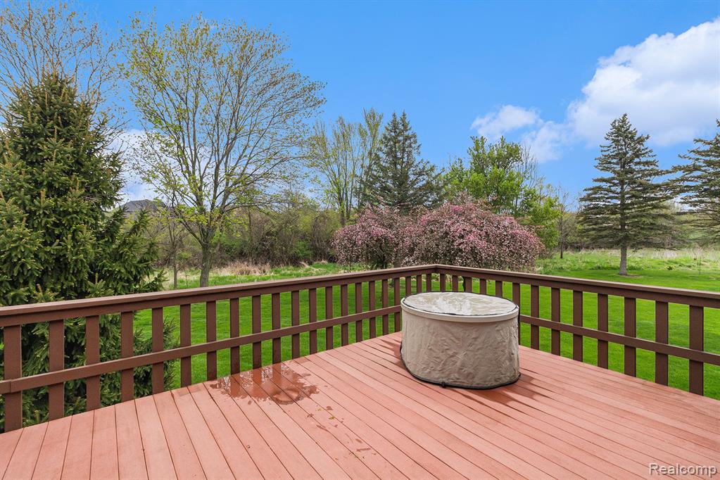 625 APPLEGATE Lane, Grand Blanc, MI 48439 — Photo 23