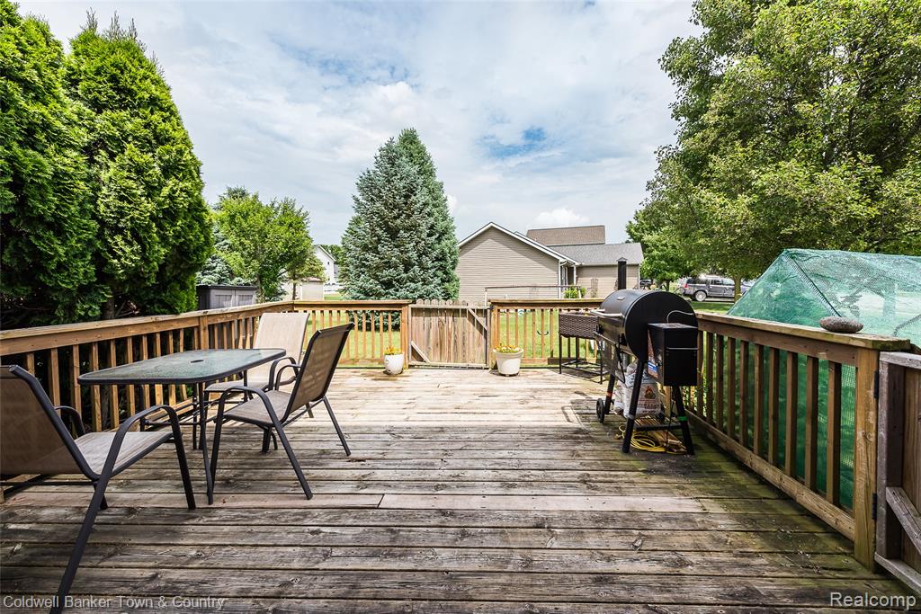 650 Christopher Street, Fowlerville, MI 48836 — Photo 14