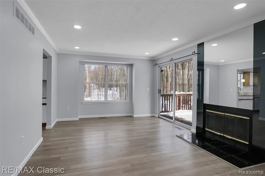 41498 Cornell Drive, Novi, MI — Photo 13