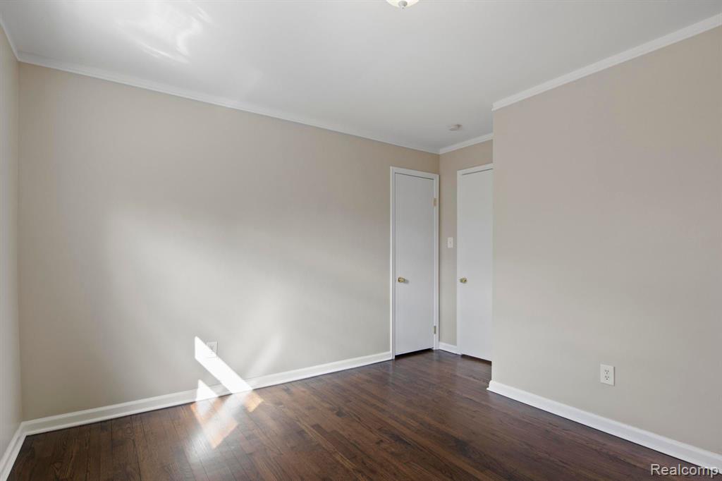 7000 N LAFAYETTE Street, Dearborn Heights, MI 48127 — Photo 19