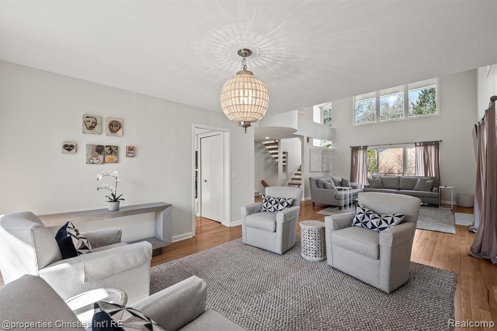 1060 Stratford Place, Bloomfield Hills, MI 48304 — Photo 15