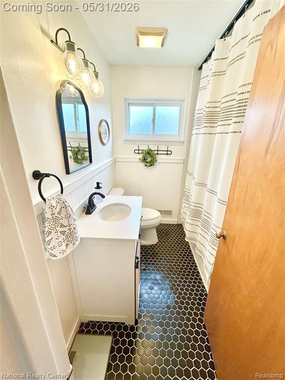 9611 Deering Street, Livonia, MI 48150 — Photo 18