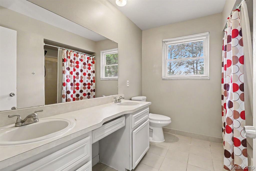 40855 Jellico Drive, Sterling Heights, MI 48313 — Photo 14
