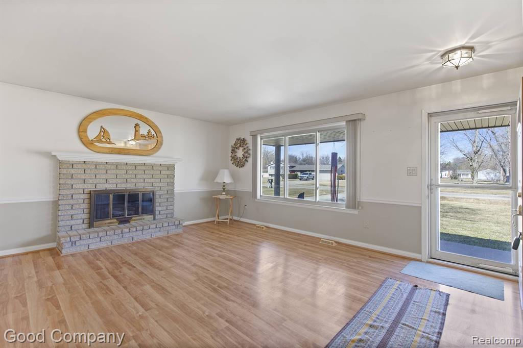 48164 MALLARD Drive, Chesterfield, MI 48047 — Photo 6