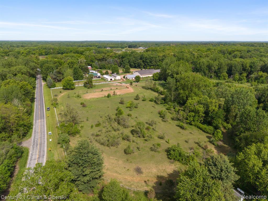 0000 7 Mile Seven Mile Rd, South Lyon, MI 48178 — Photo 17
