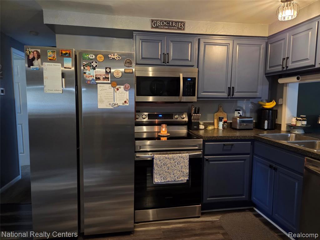 39568 Cather Street, Canton, MI 48187 — Photo 16