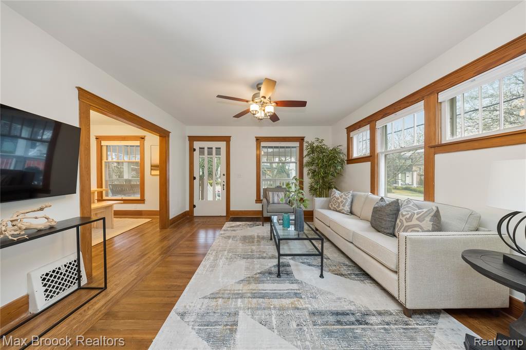436 PARK Street, Birmingham, MI 48009 — Photo 5