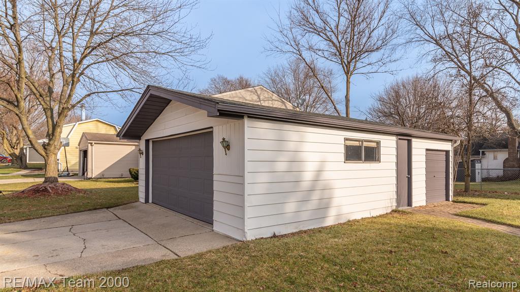 44820 JOY Road, Plymouth, MI 48170 — Photo 9