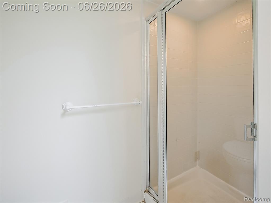 29523 Shenandoah Drive, Farmington, MI 48331 — Photo 22