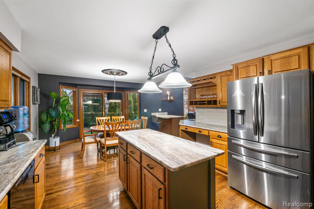 40312 Sugar Spring Drive, Sterling Heights, MI 48313 — Photo 19
