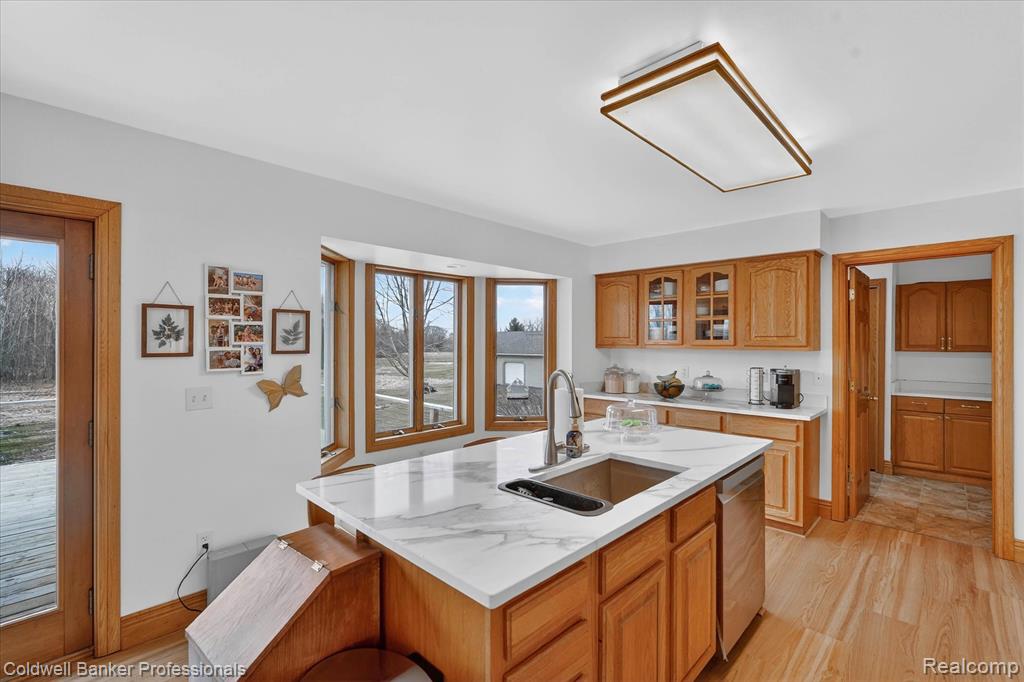 10310 Sharp Road, Swartz Creek, MI 48473 — Photo 9