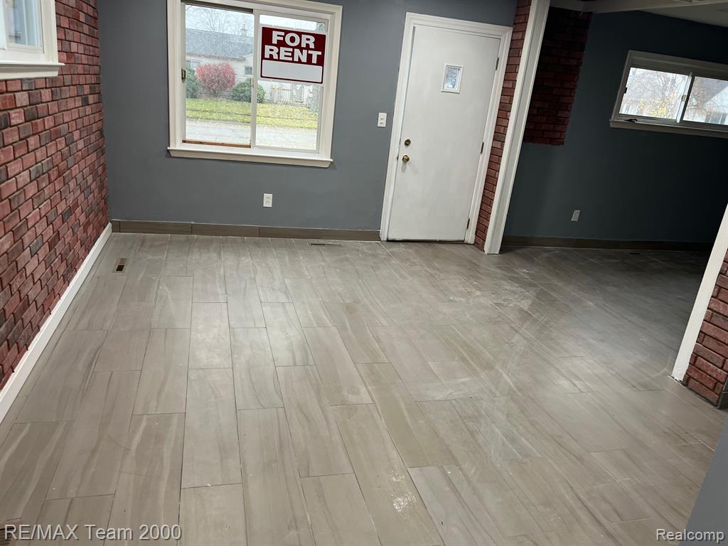6365 HELEN Street, Garden City, MI — Photo 3