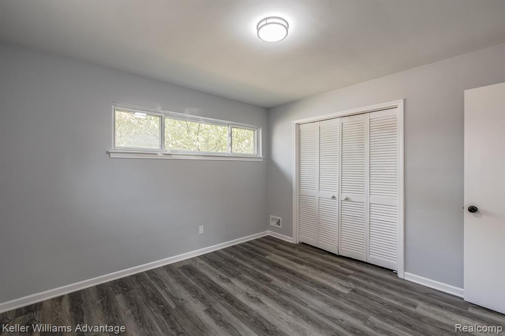 871 Menominee Road, Pontiac, MI 48341 — Photo 14