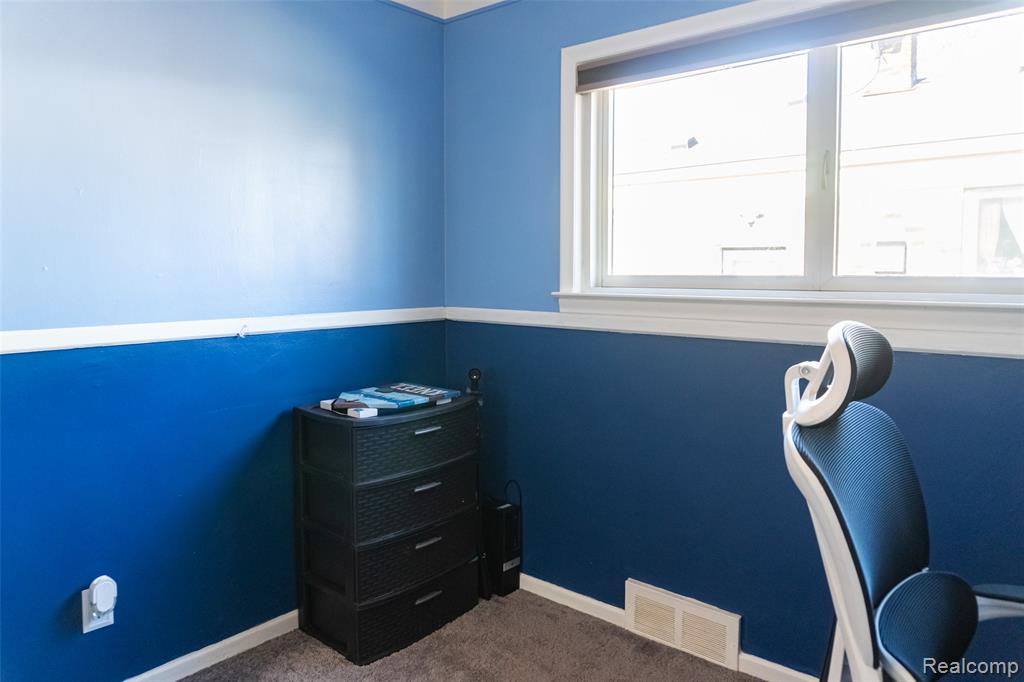 11769 W Parkway Street, Detroit, MI 48239 — Photo 12