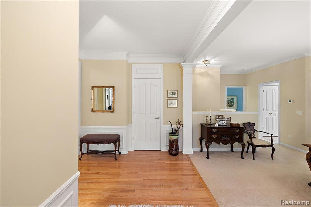 833 GARNET Court, Rochester, MI 48306 — Photo 13