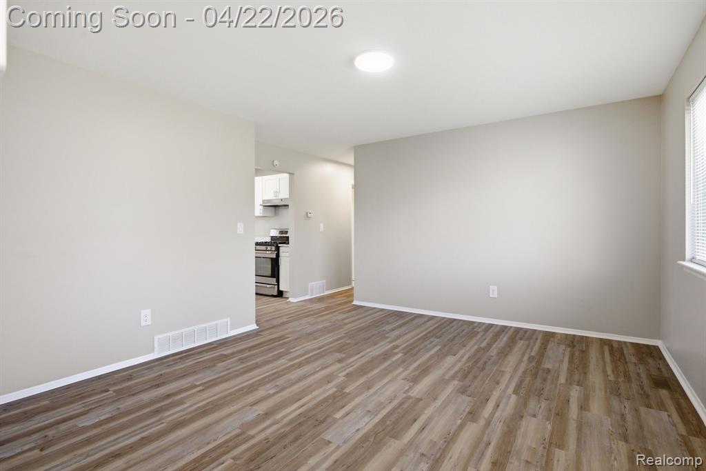 28521 Oakwood Street, Inkster, MI 48141 — Photo 12