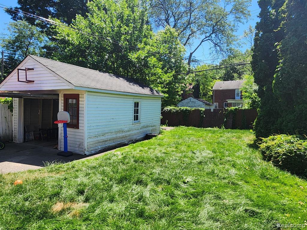 5977 HILLCREST Street, Grosse Pointe, MI 48236 — Photo 3