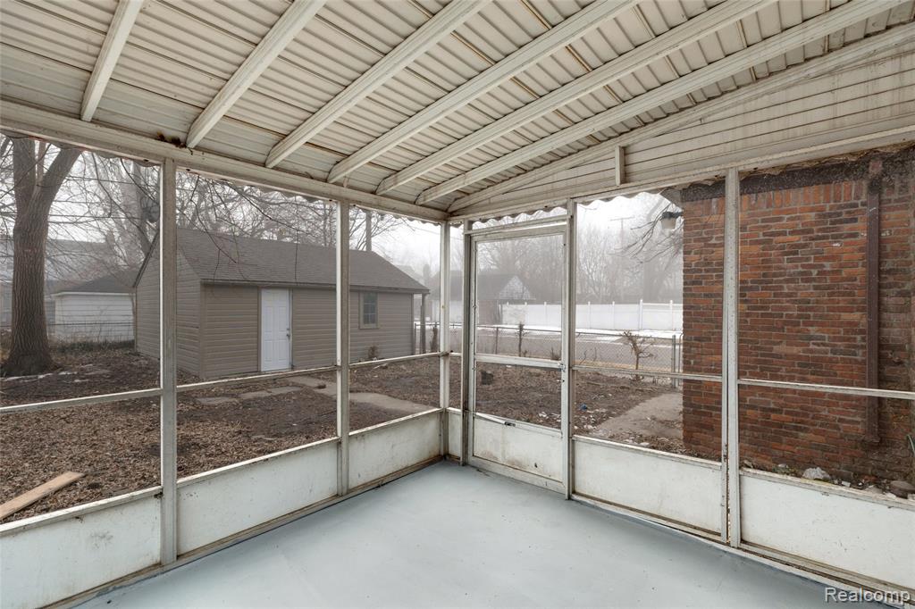 10900 Worden Street, Detroit, MI 48224 — Photo 29