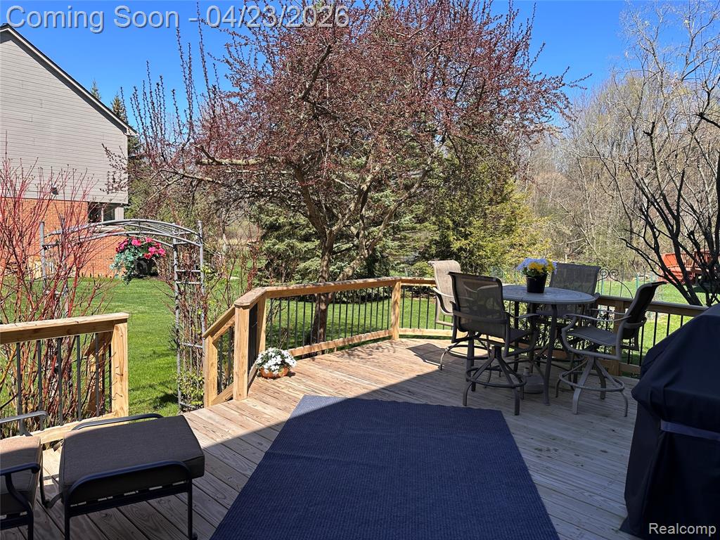 3915 Winslow Drive, Auburn Hills, MI 48326 — Photo 39