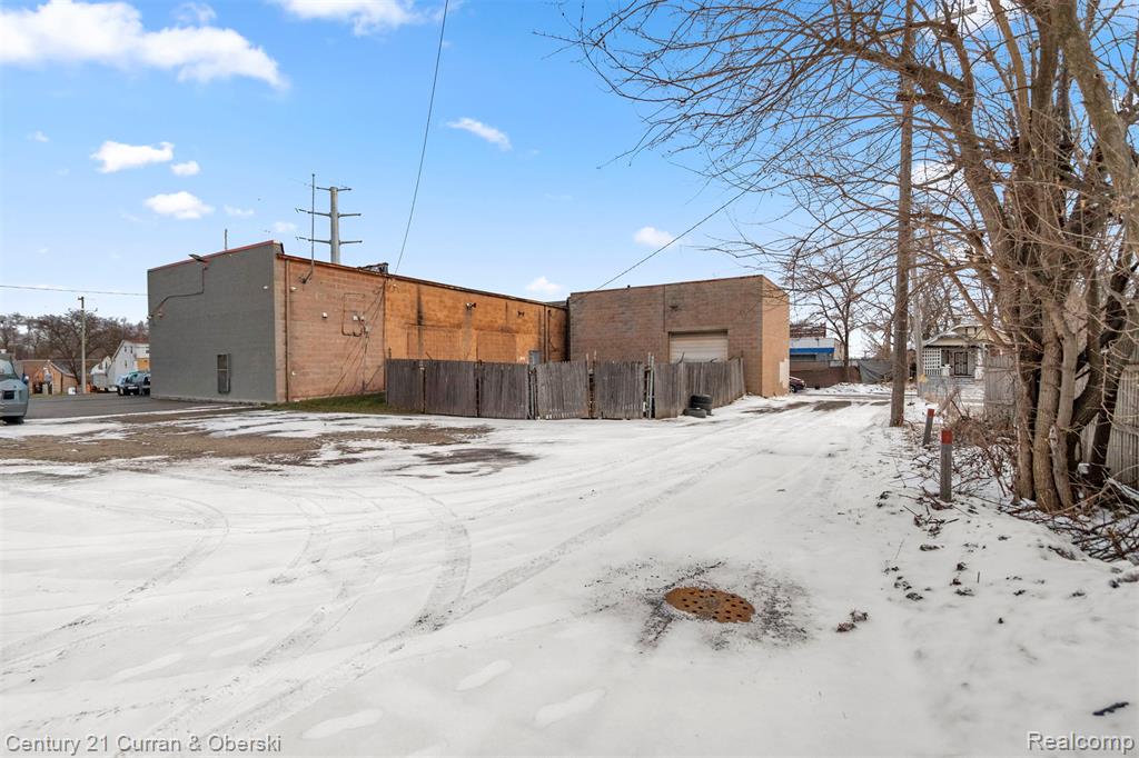 7417 W 8 Mile Road, Detroit, MI 48221 — Photo 28
