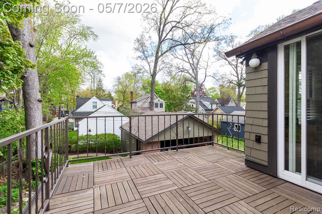 21 Fairwood Boulevard, Pleasant Ridge, MI — Photo 30
