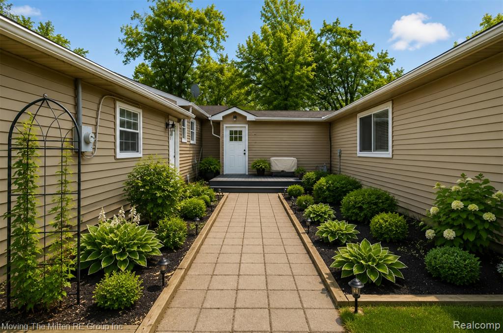 48188 Harris Road, Belleville, MI 48111 — Photo 35