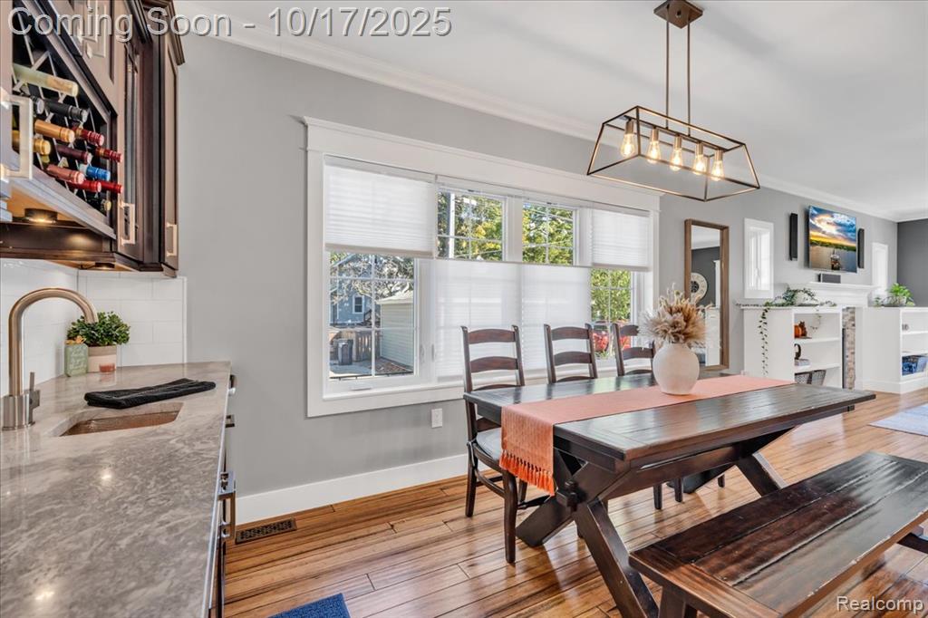818 Longfellow Avenue, Royal Oak, MI 48067 — Photo 16