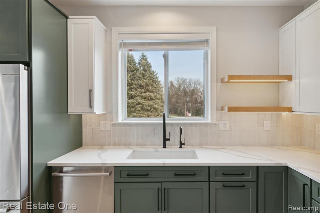 603 BRAXWOOD Place, Milford, MI 48381 — Photo 22